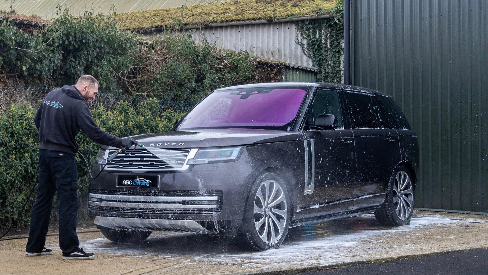 LAND ROVER PAINT PROTECTION: FROM MODERN LUXURY TO TIMELESS CLASSICS