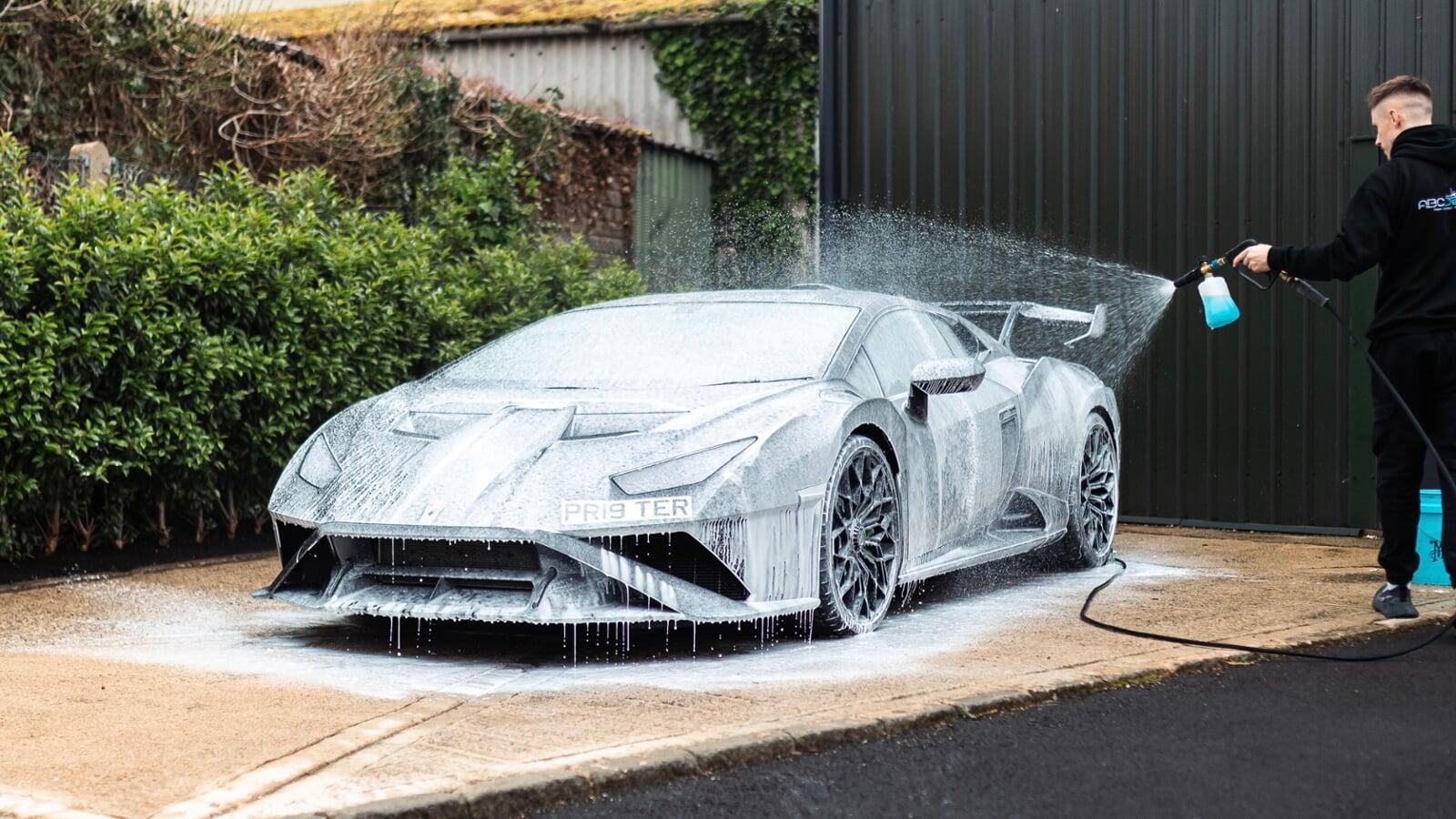 MCLAREN PAINT PROTECTION: ENGINEERING PRECISION MEETS VISUAL EXCELLENCE